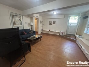 20 Stedman St in Brookline, MA - Building Photo - Building Photo