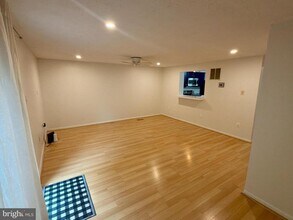 9619 Glendower Ct in Laurel, MD - Building Photo - Building Photo