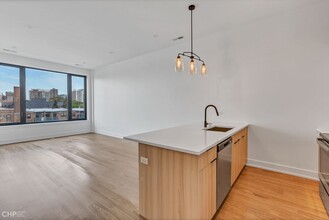3312 N Halsted St in Chicago, IL - Building Photo - Building Photo