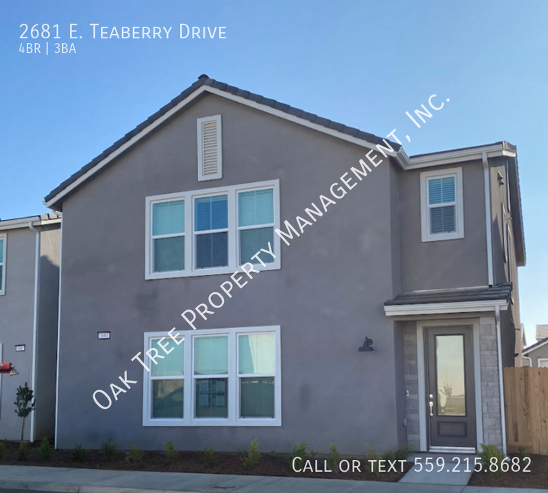 2681 E Teaberry Dr in Fresno, CA - Building Photo