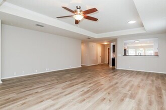 1365 Red Barn Run in Schertz, TX - Building Photo - Building Photo