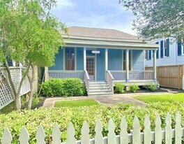 2012 Ursuline St in Galveston, TX - Building Photo