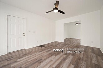 122 Redfield Pl in Syracuse, NY - Building Photo - Building Photo