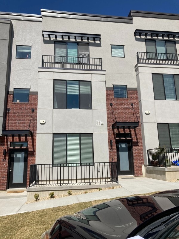property at 25 E Center St