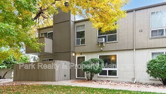 7373 W Florida Ave in Lakewood, CO - Building Photo