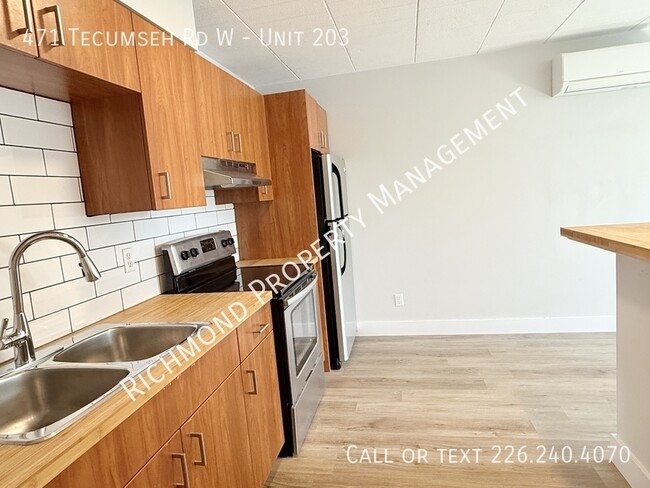471 Tecumseh Rd W in Windsor, ON - Building Photo - Building Photo