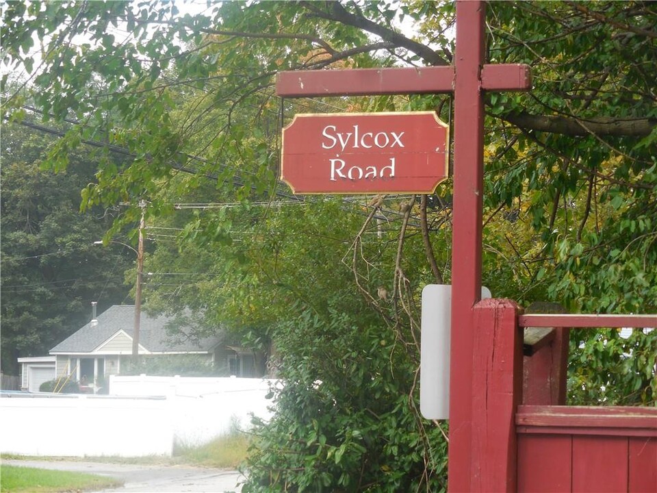 18 Sylcox Rd in Cornwall, NY - Foto de edificio