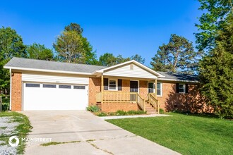 533 Tripolis St SE in Concord, NC - Building Photo - Building Photo