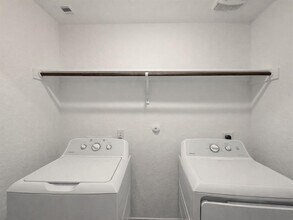 5910 Antonio Pl in Seguin, TX - Building Photo - Building Photo