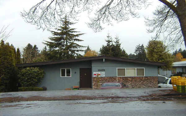 13401 35th Ave NE in Seattle, WA - Building Photo - Building Photo