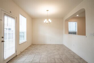 6412 Carriage Pines Dr in Austin, TX - Building Photo - Building Photo