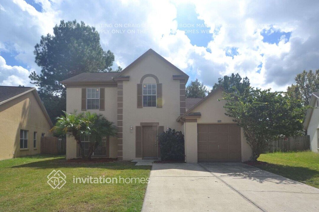 9743 Fox Hollow Rd in Tampa, FL - Building Photo