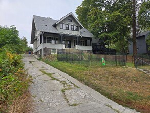 331 E 11th Ave in Spokane, WA - Building Photo - Building Photo
