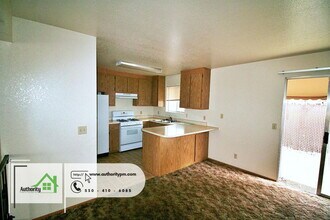 3315 Magnums Way in Redding, CA - Building Photo - Building Photo