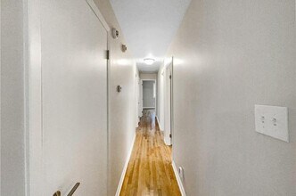 Room in House on Foxcroft Dr in Winston-Salem, NC - Building Photo - Building Photo