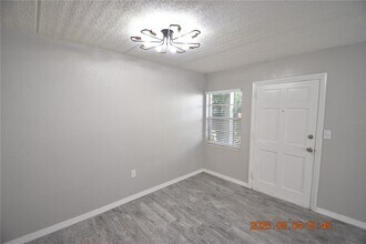 306 Danube Ave in Tampa, FL - Building Photo - Building Photo