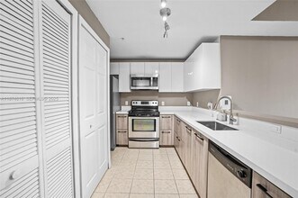 5271 SW 8th St in Coral Gables, FL - Building Photo - Building Photo