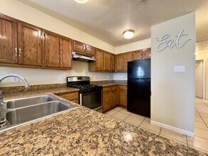 1736 Flood St in New Orleans, LA - Building Photo - Building Photo