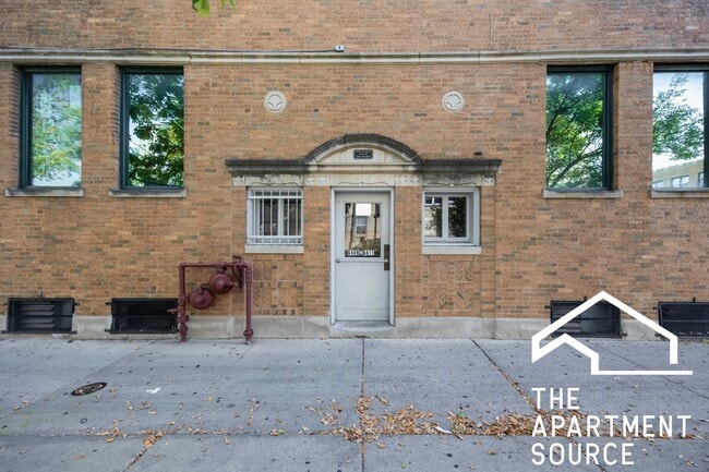 6409 N Talman Ave in Chicago, IL - Foto de edificio - Building Photo