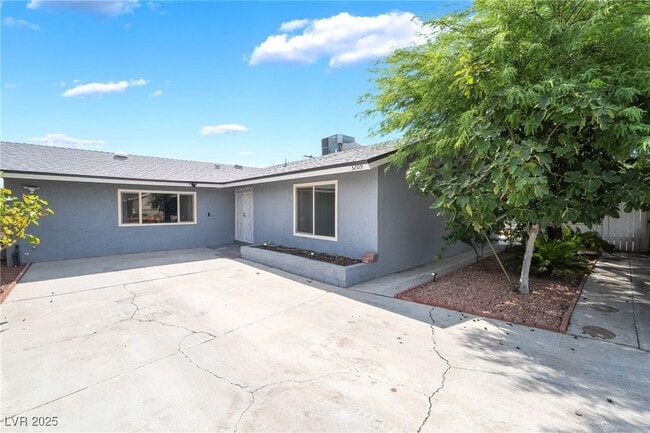 property at 3209 Kings Way