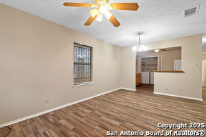 207 Calles St in San Antonio, TX - Building Photo - Building Photo