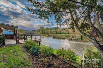 2841 NE 2nd Ave in Camas, WA - Building Photo - Building Photo