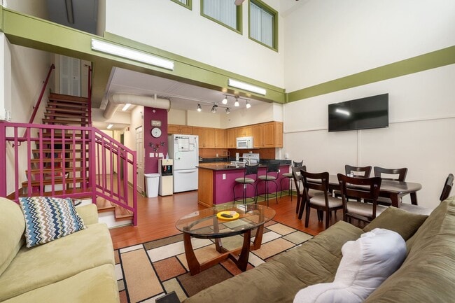 property at 2515 SW 35th Pl