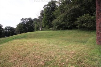 205 Libby Ln in Charleston, WV - Building Photo - Building Photo