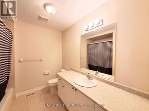 12 Alvarado Ave in Richmond Hill, ON - Building Photo - Building Photo