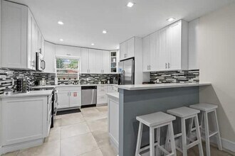 1949 Windward Dr in Pompano Beach, FL - Building Photo - Building Photo