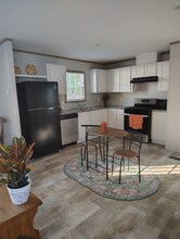 3601 Hill Ave in Toledo, OH - Building Photo - Building Photo