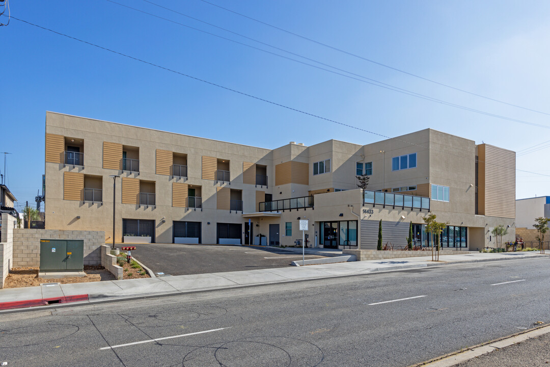 The Nook in Whittier, CA - Building Photo