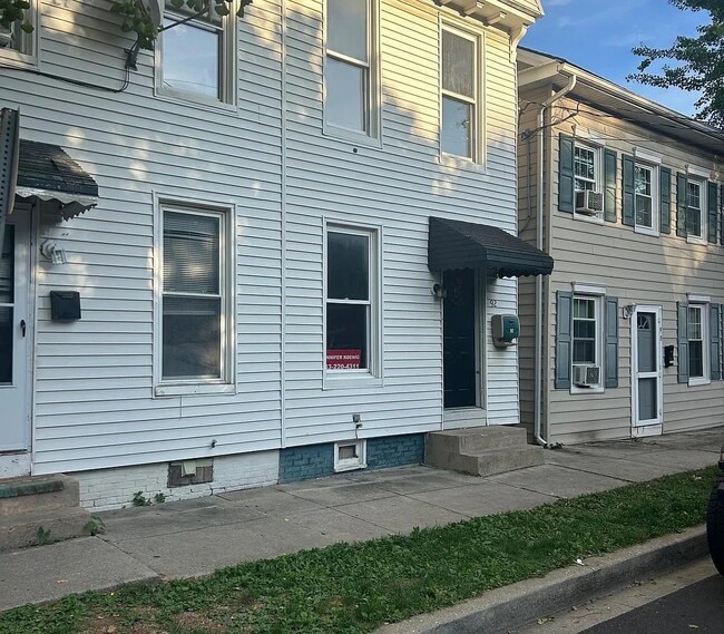 property at 92 Pennsylvania Ave