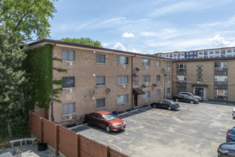 Euclid Court in Oak Park, IL - Building Photo - Building Photo