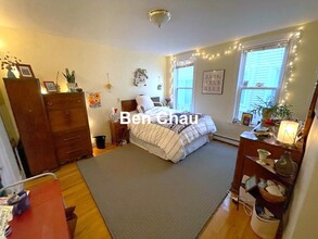 170 Putnam Ave, Unit 1 in Cambridge, MA - Building Photo - Building Photo