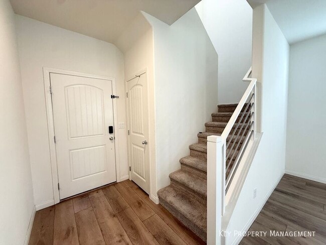 5414 Enchanted Rose St in Las Vegas, NV - Building Photo - Building Photo