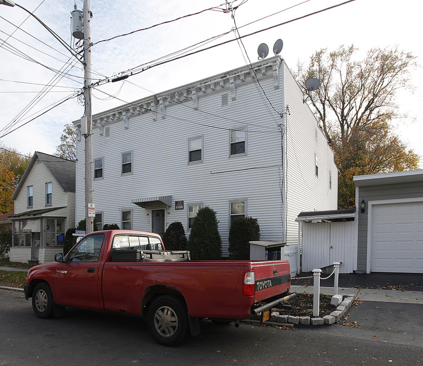 52 Pine St in Rensselaer, NY - Foto de edificio