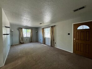 315 San Andres Ave NW in Albuquerque, NM - Building Photo - Building Photo