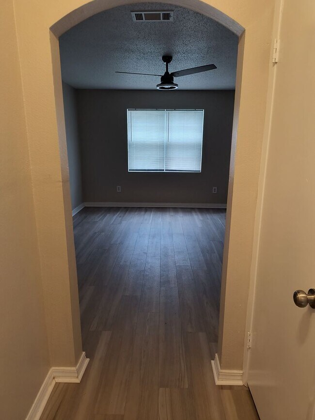 4909 Fairwood Dr in Gautier, MS - Building Photo - Building Photo