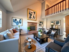 10207 W 85th St in Overland Park, KS - Building Photo - Building Photo