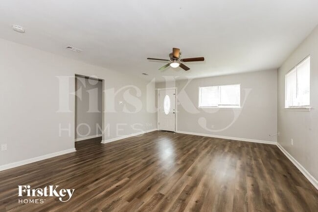 5932 Lalagray Ln in Watauga, TX - Building Photo - Building Photo