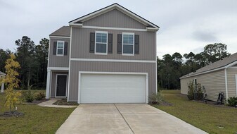 455 Coconut Dr in Bloomingdale, GA - Building Photo
