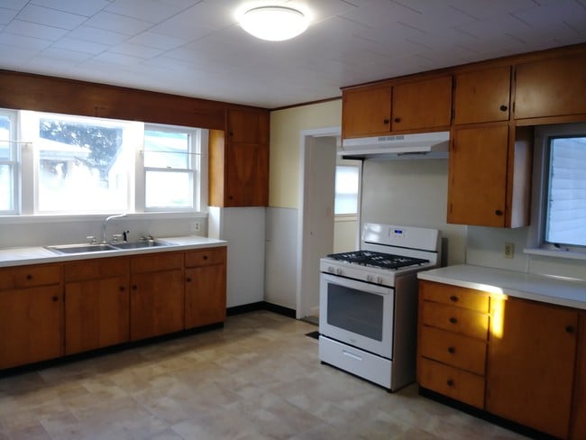 169 Water St, Unit 1