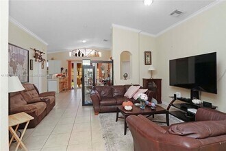 15382 SW 16th Terrace in Miami, FL - Building Photo - Building Photo