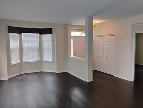 1128 Georgetown Way in Vernon Hills, IL - Building Photo - Building Photo