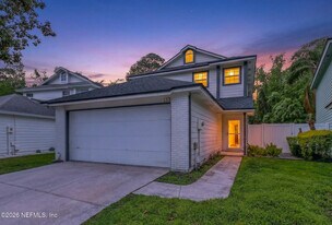 133 Solano Cay Cir in Palm Valley, FL - Building Photo