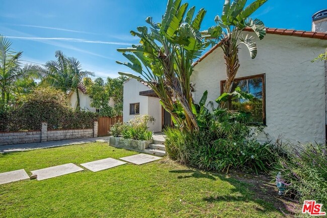 property at 411 Kings Rd