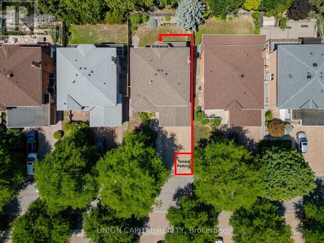 18 Eton St in Markham, ON - Building Photo - Building Photo