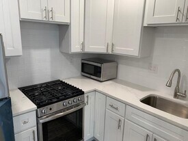 117 Cottage St, Unit 2 in Boston, MA - Building Photo