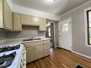 695 Hill St in Dubuque, IA - Building Photo - Building Photo